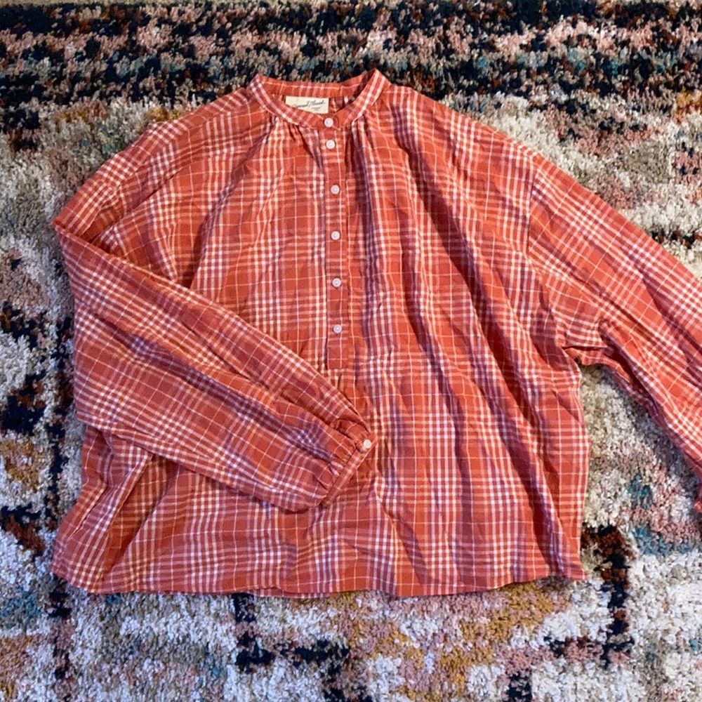 Universal Thread puff sleeve box cut blouse